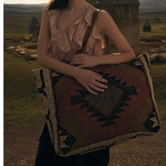 New Myra Bag upcycled Rug Canvas Leather Weekender Travel XL extra large gift - Picture 2 of 7